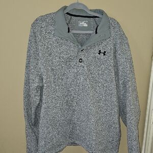 Under Armour Men's Black and Gray Pullover